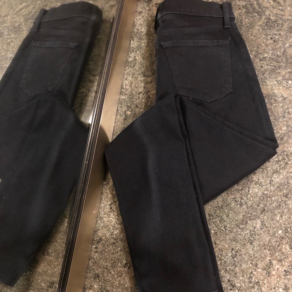 JBRAND very dark blue skinny  jeans. Size 25